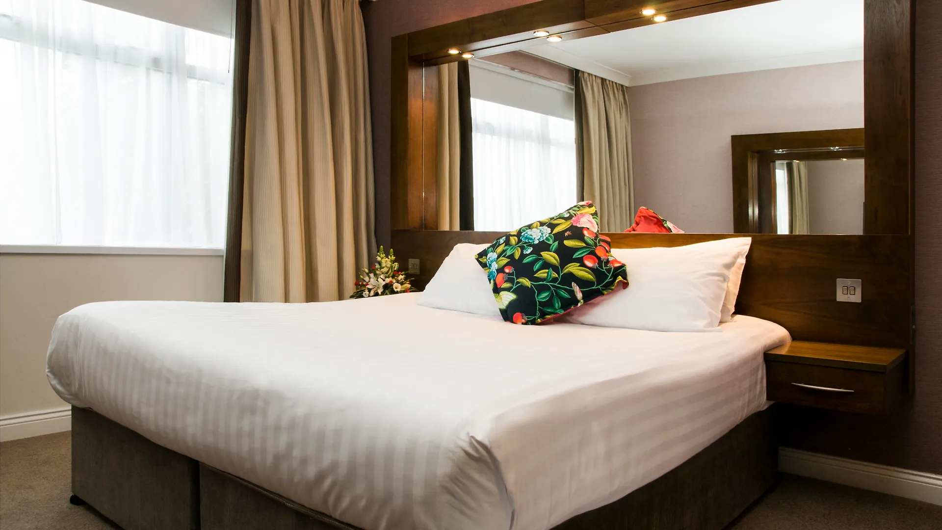 Flannery'S Hotel Голуэй Ирландия