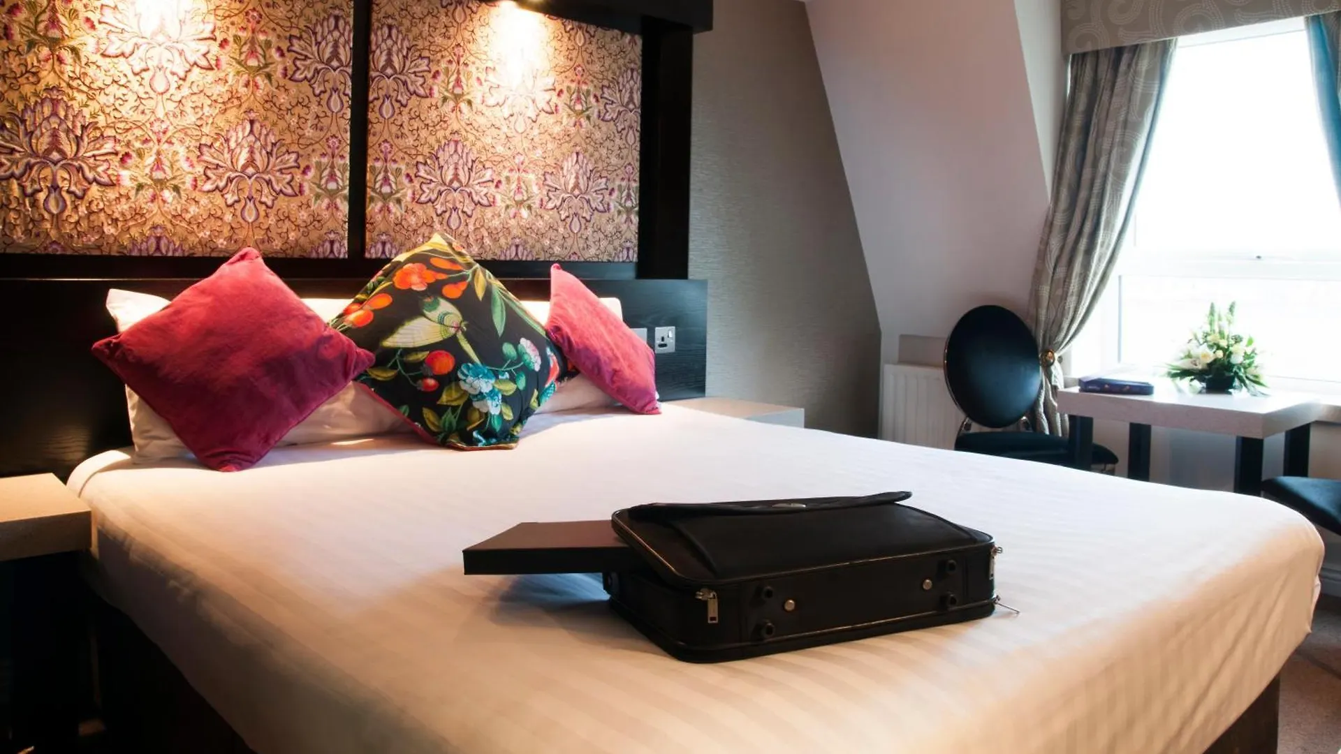 Flannery'S Hotel Голуэй 3*,